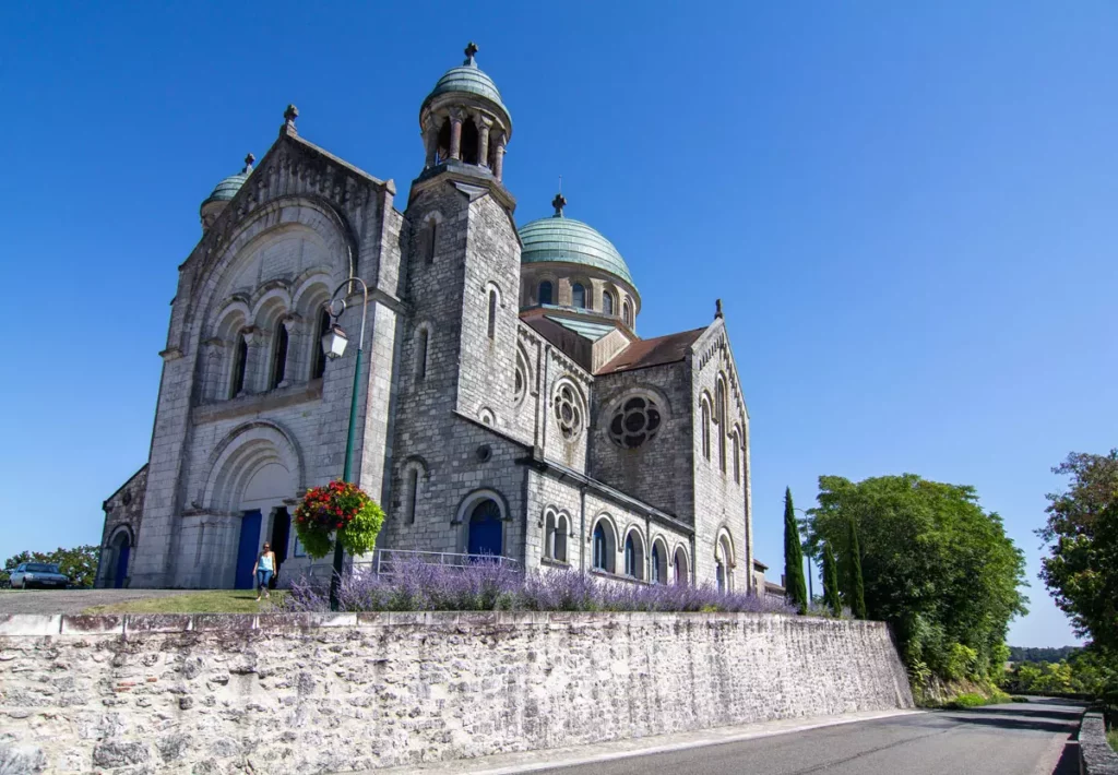 Réserver un camping à Castelnau-Montratier - Campings le Lot - Eglise Saint-Martin - C. Novello